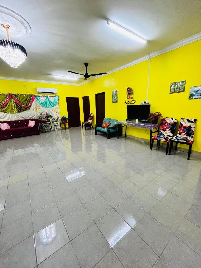 Homestay/Bilik Teluk Gading Kuala Rompin Exterior foto